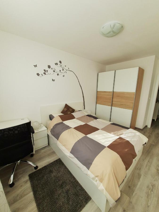 Apartment Mrvica Near The Zagreb Airport Velika Gorica Eksteriør bilde