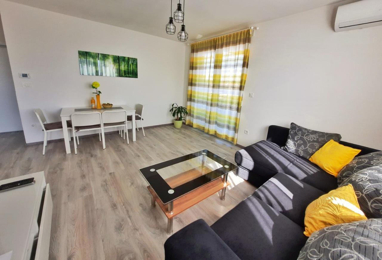 Apartment Mrvica Near The Zagreb Airport Velika Gorica Eksteriør bilde